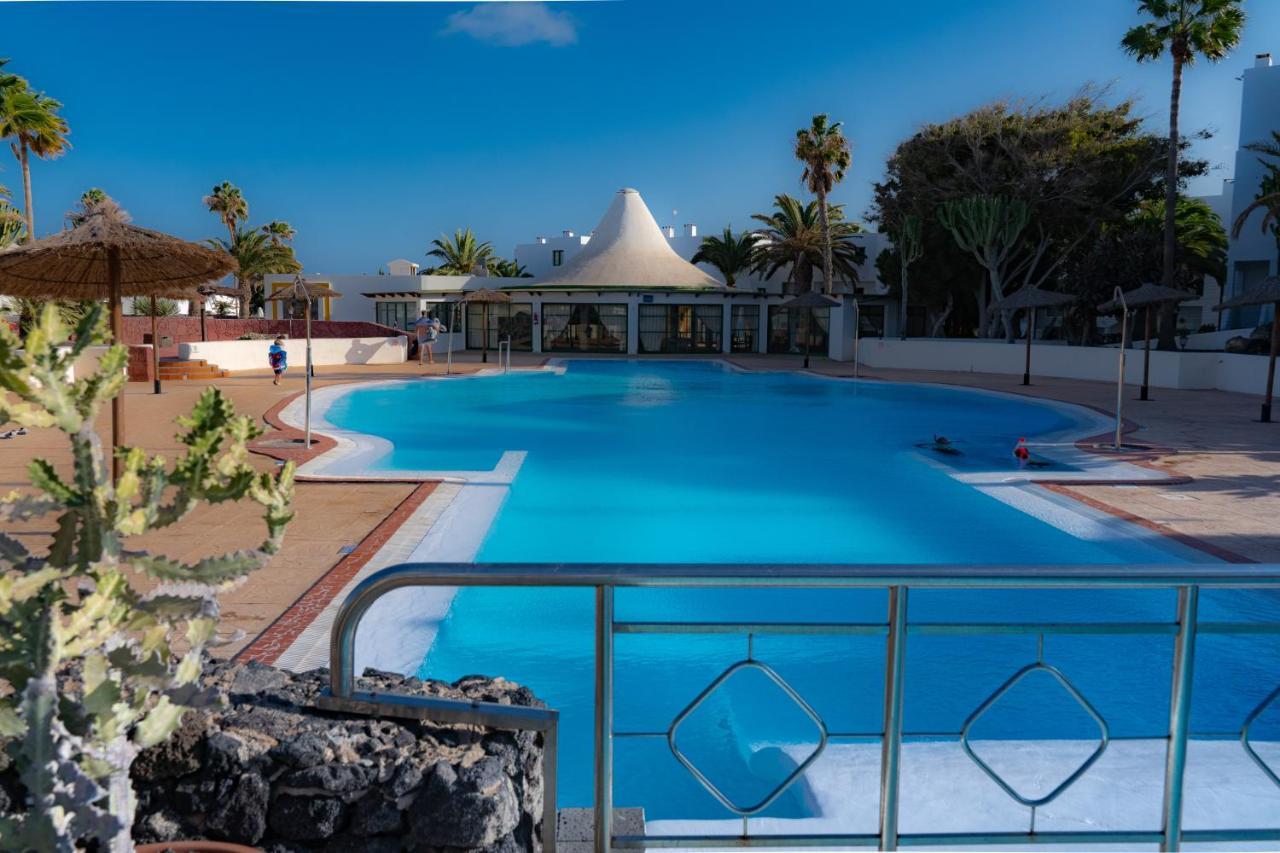 Casa A Primera Linea De Mar Costa Teguise Exterior foto